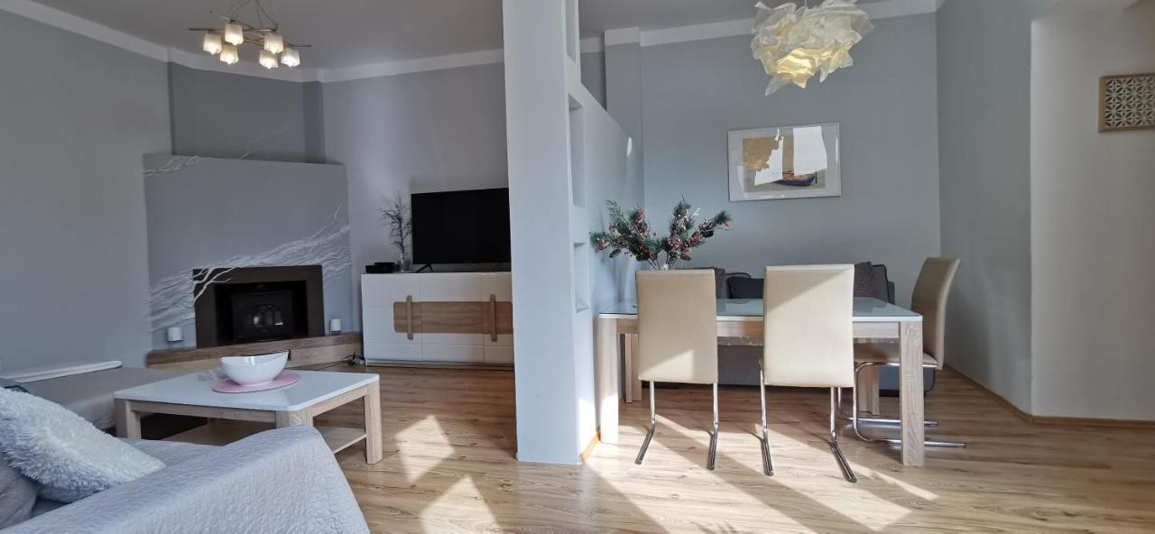 Monte Lu Apartment, & Pier 700m Sopot
